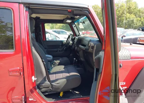 2012 Jeep Wrangler Unlimited Sport z USA, uszkodzony, nr VIN 1C4BJWDG7CL131364